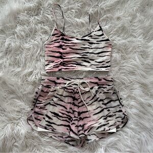 Women's Pink and Black Zebra Print Set - FOREVER 21